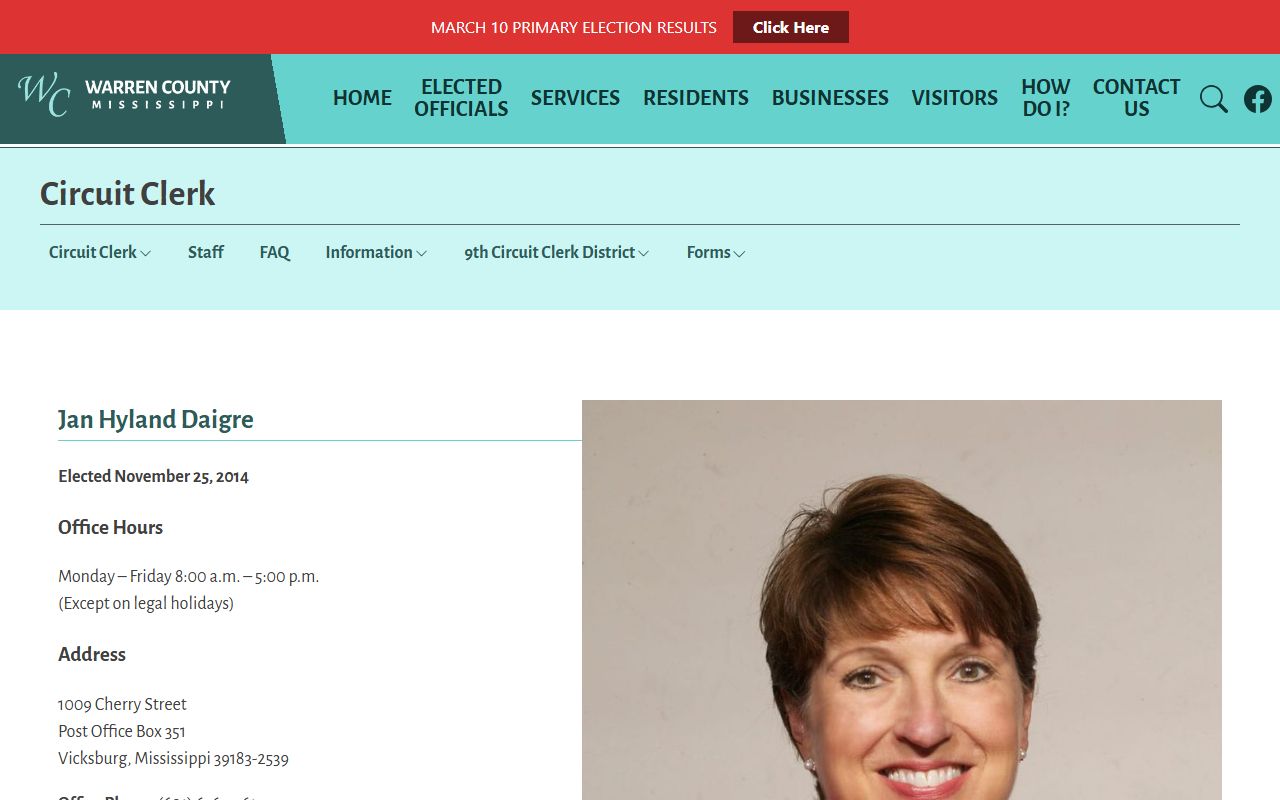 Warren County Circuit Clerk records page with contact, hours, and request form links